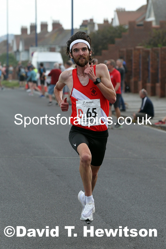 Senior mens 6 stage relay, 2021 Northern 6 and 4 Stage and Young Athletes Road Relays, Redcar. Photo: David T. Hewitson/Sports for All Pics